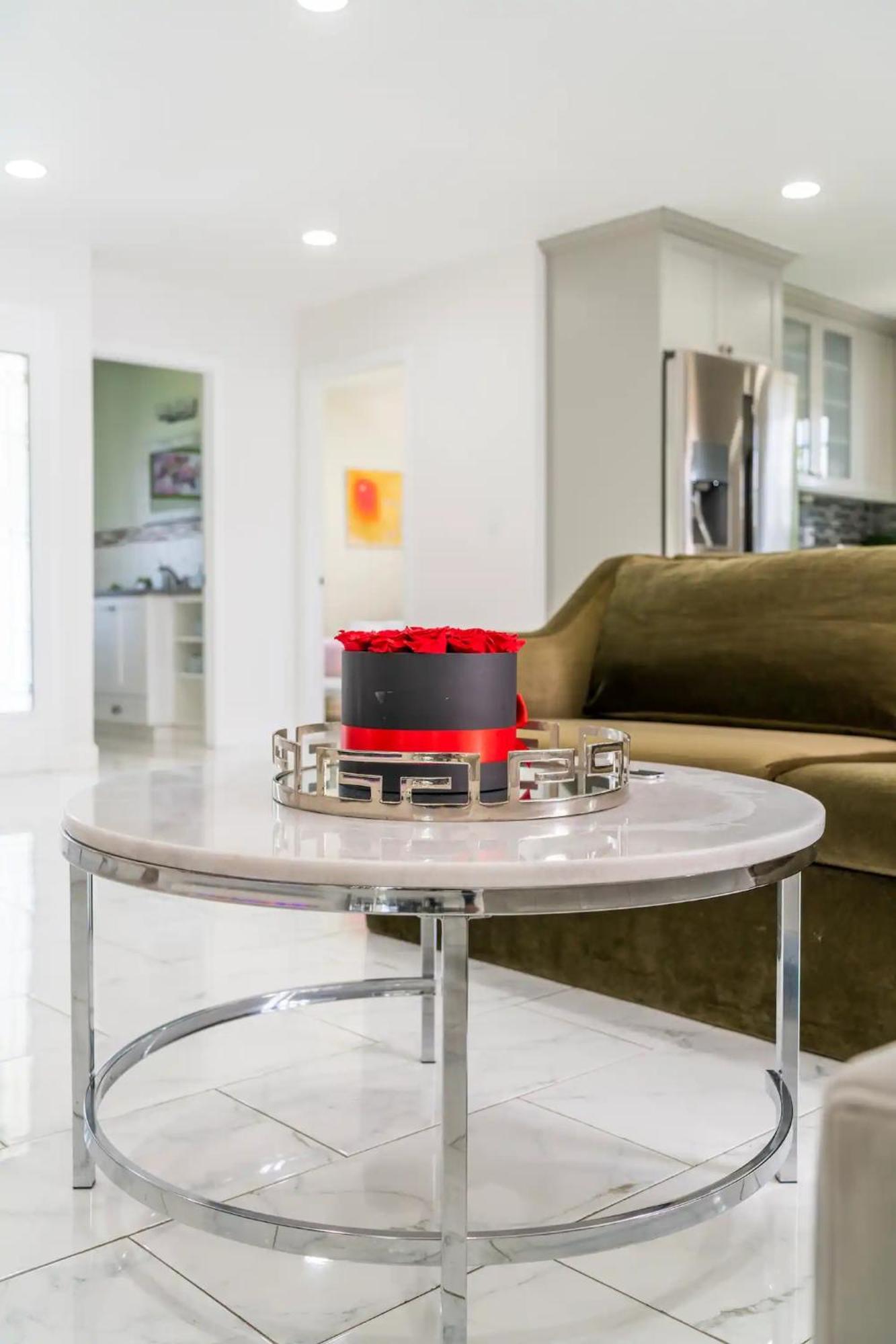 New Luxury Entertaining House With Pool Spa Sauna Tesla Charger Pets Los Angeles Zewnętrze zdjęcie